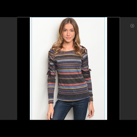 Cute Open Arm Top - Picture 2 of 5